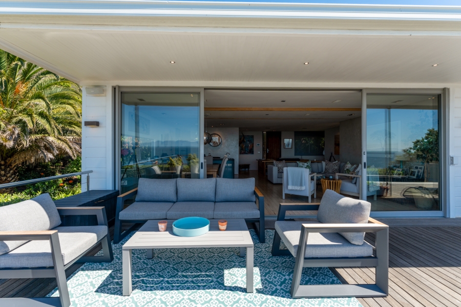 4 Bedroom Property for Sale in Murdock Valley Western Cape
